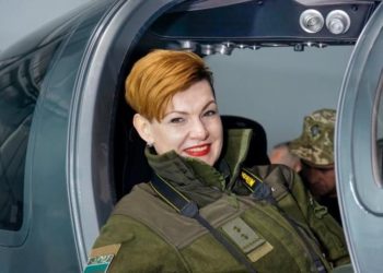 Підполковниця Оксана Іванець: “Жінка на службі – не “берегиня домашнього вогнища”