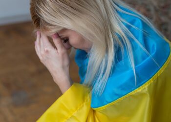Відчуття провини в українок за кордоном: звідки береться і куди подіти?