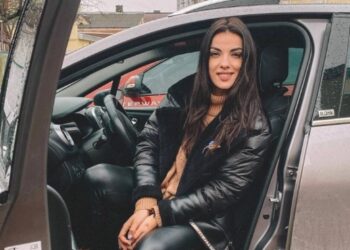 Автомобіль – засіб порятунку. Як війна змінює стереотипи про жінок за кермом